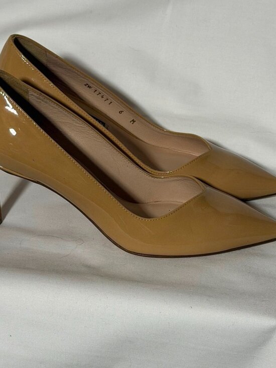 Stuart Weitzman Nude/Beige Patent Leather Power Pumps - Picture 9 of 9